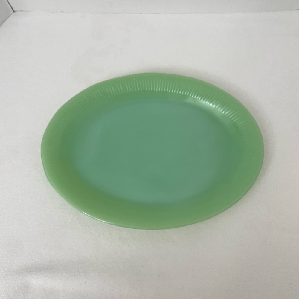 Vintage Fire King Jadeite Oval Platter Ribbed Green Glass Made in USA - Picture 9 of 10